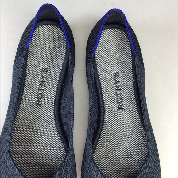 Rothy's The Flat in Navy Size 8. - Picture 4 of 10